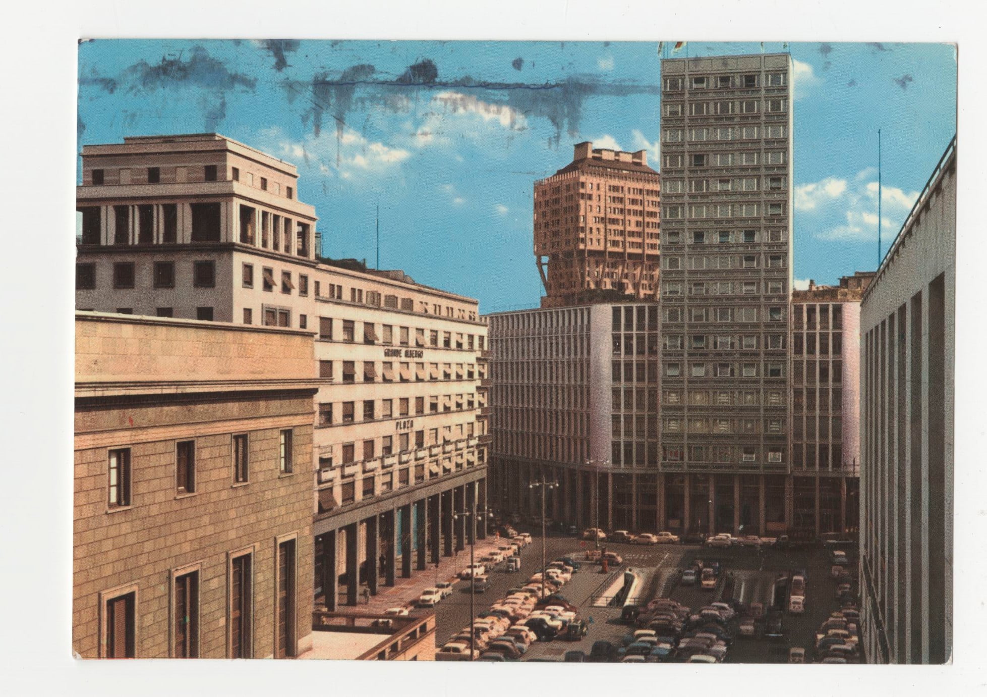 Piazza Diaz, Milano, 1963